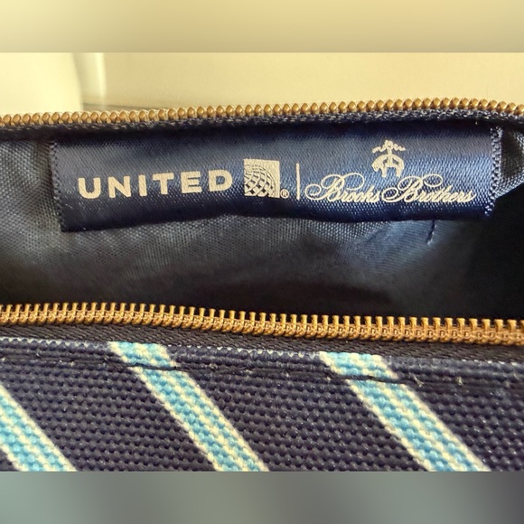 NWT United x Brooks Brothers x Perricone, MD Amenity Kit - Picture 6 of 6